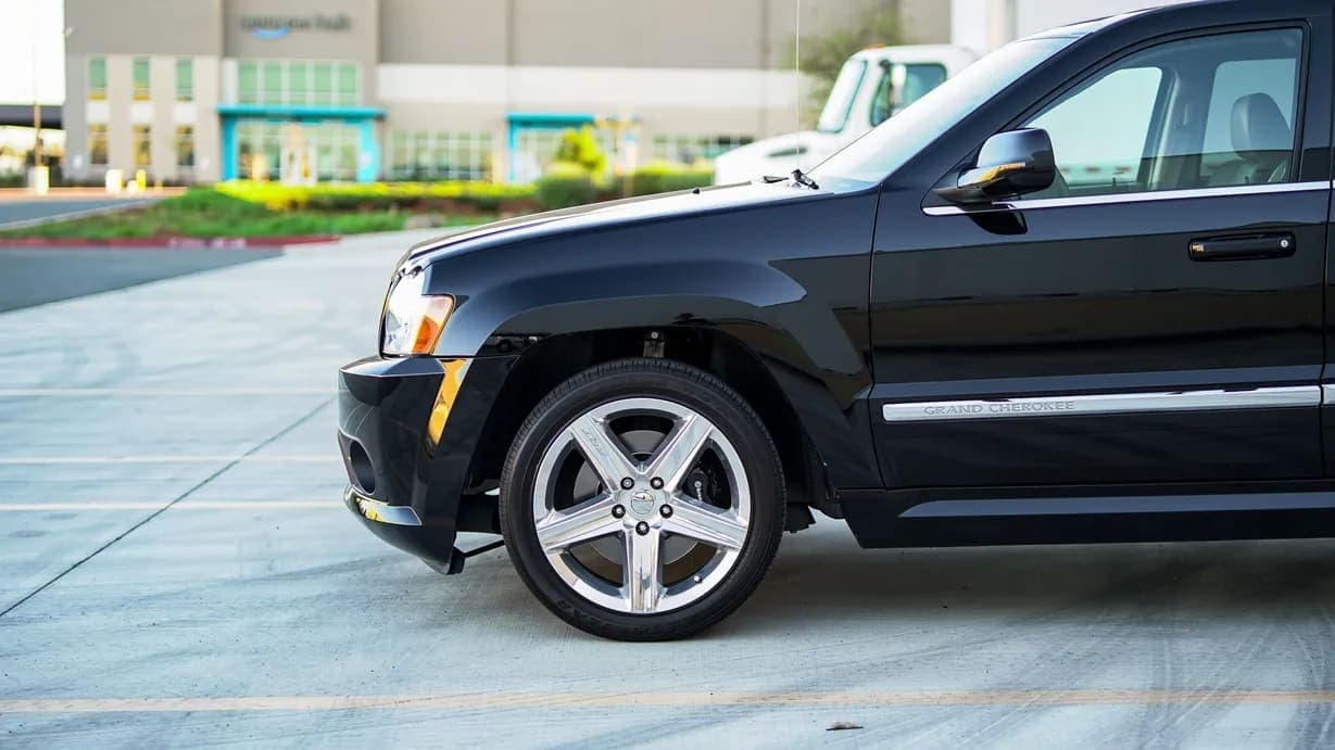 2006 Jeep Grand Cherokee SRT8, view