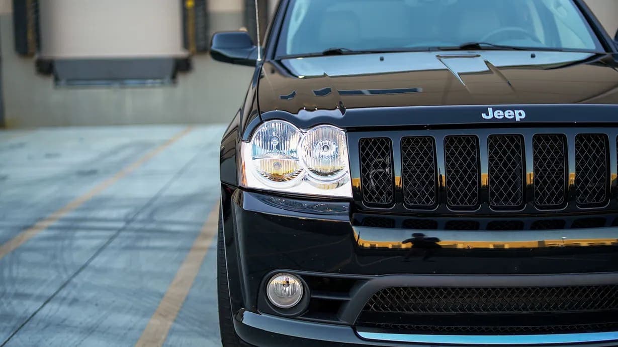 2006 Jeep Grand Cherokee SRT8, view