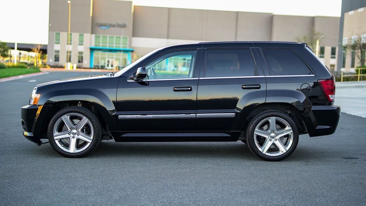 2006 Jeep Grand Cherokee SRT8, view
