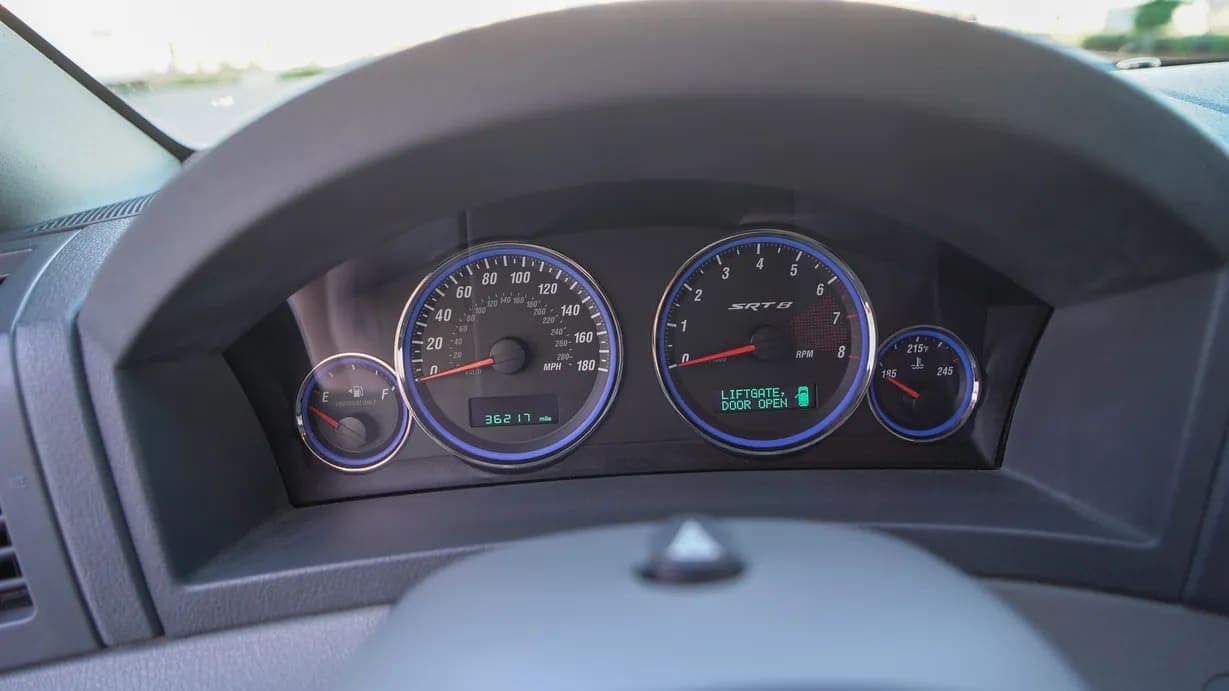 2006 Jeep Grand Cherokee SRT8, view