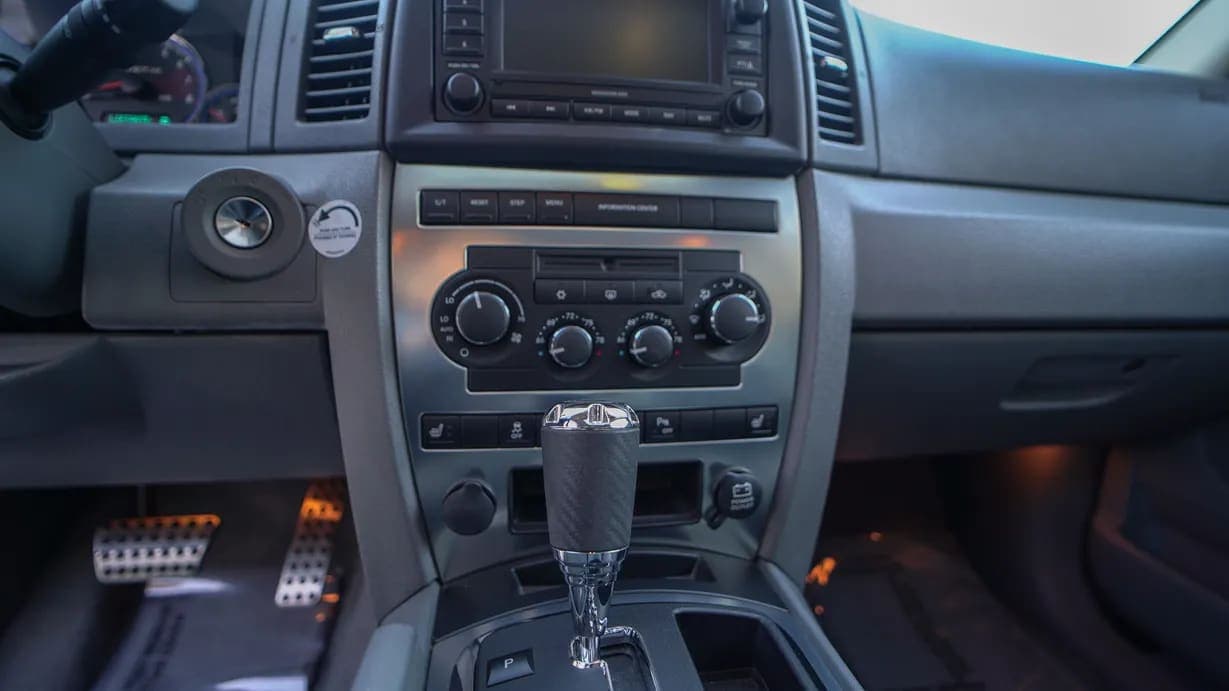 2006 Jeep Grand Cherokee SRT8, view