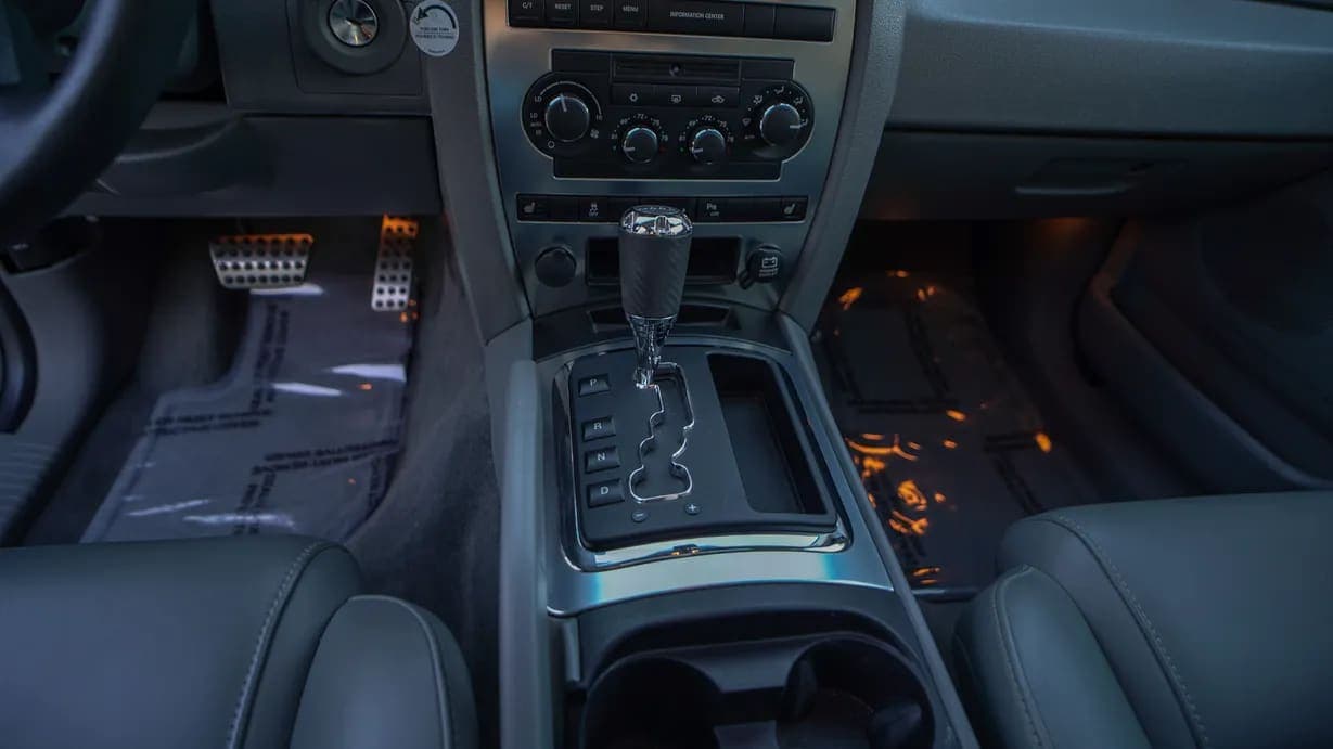 2006 Jeep Grand Cherokee SRT8, view