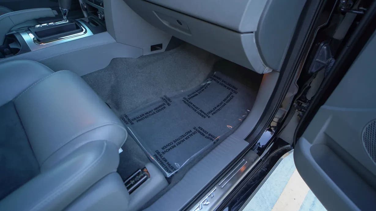 2006 Jeep Grand Cherokee SRT8, view