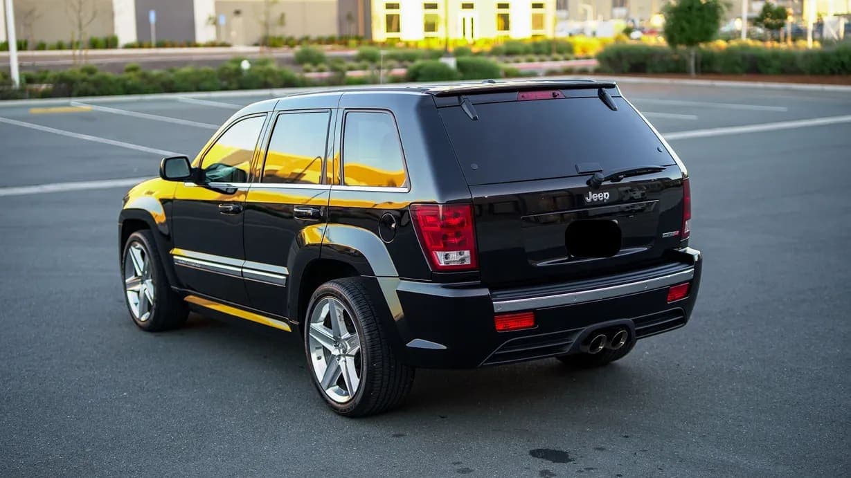 2006 Jeep Grand Cherokee SRT8, view