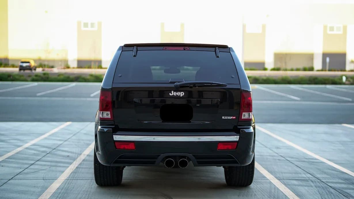 2006 Jeep Grand Cherokee SRT8, view
