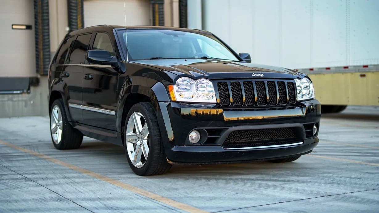 2006 Jeep Grand Cherokee SRT8, view