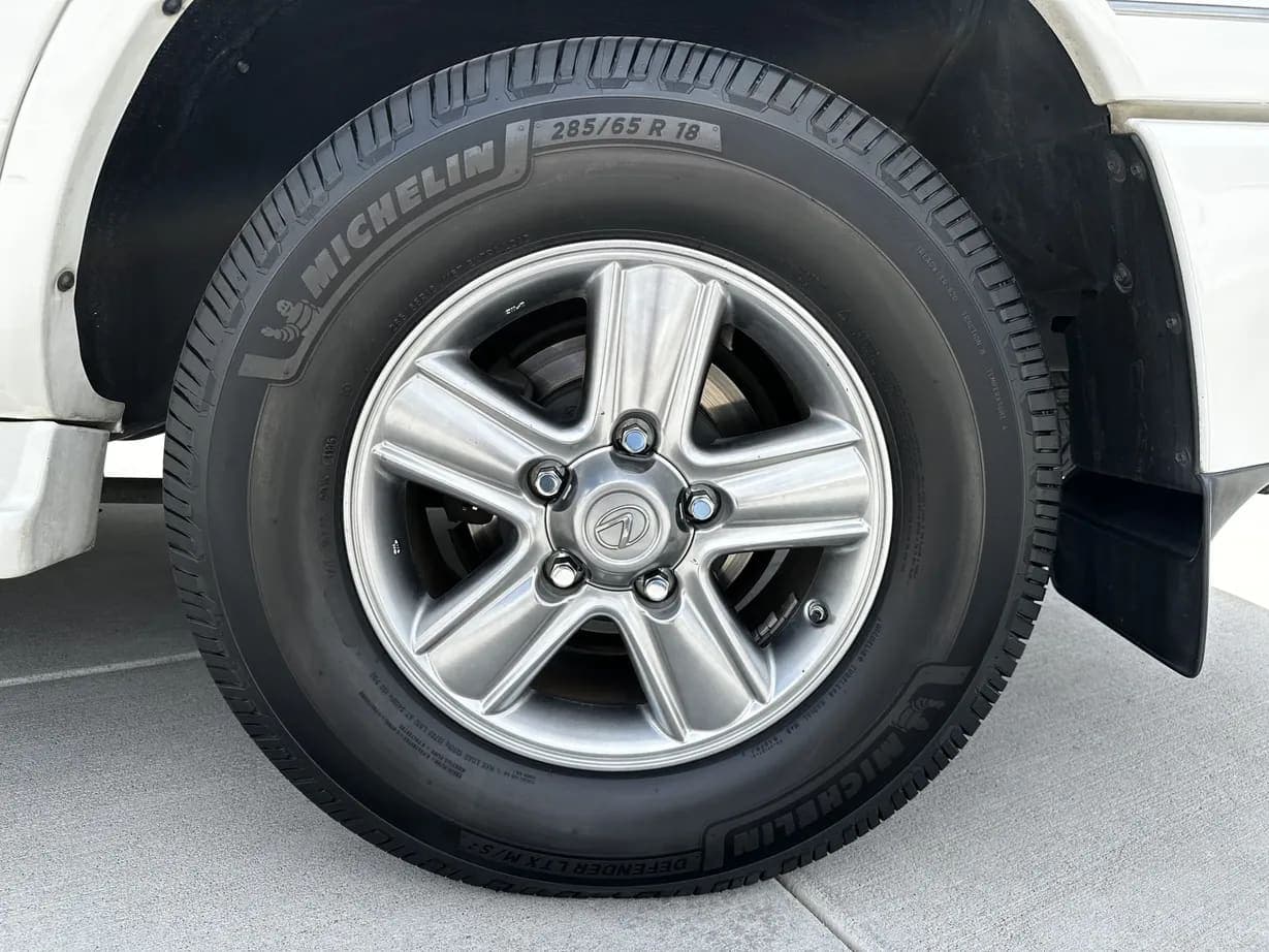 2006 Lexus LX470, view