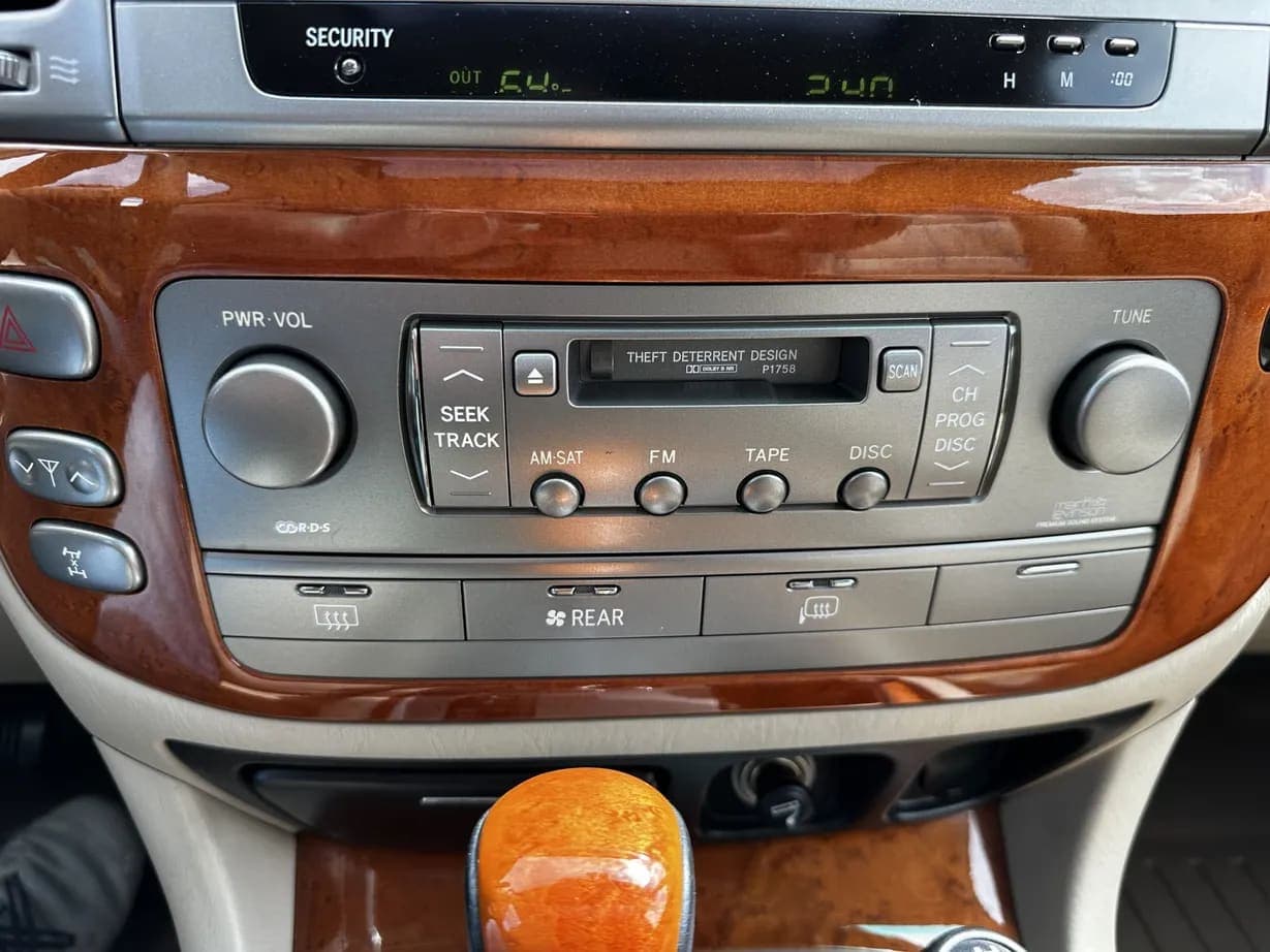 2006 Lexus LX470, view