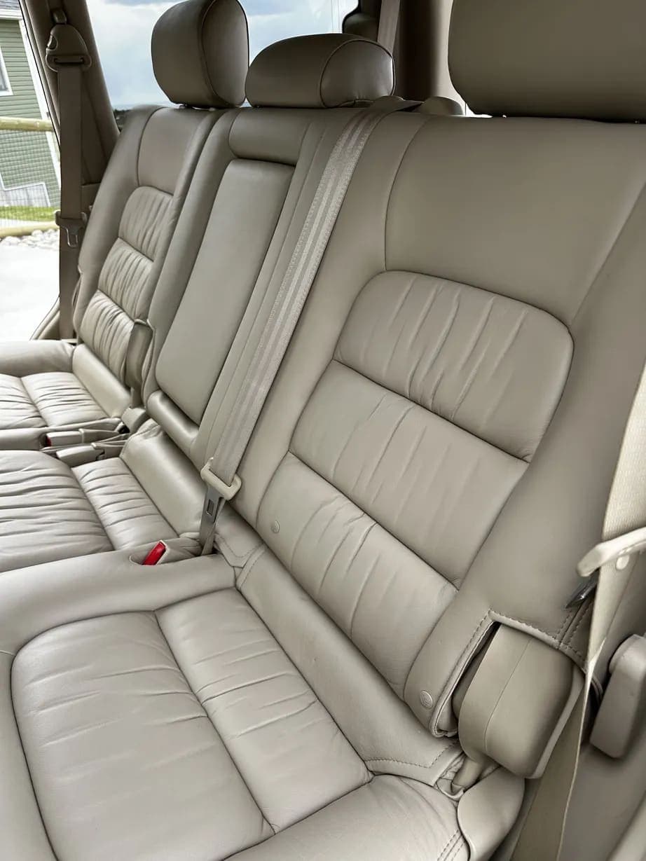 2006 Lexus LX470, view