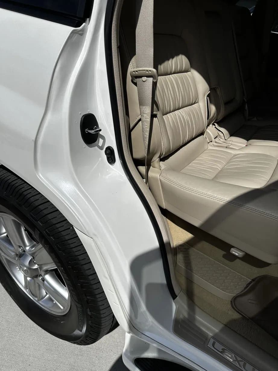 2006 Lexus LX470, view