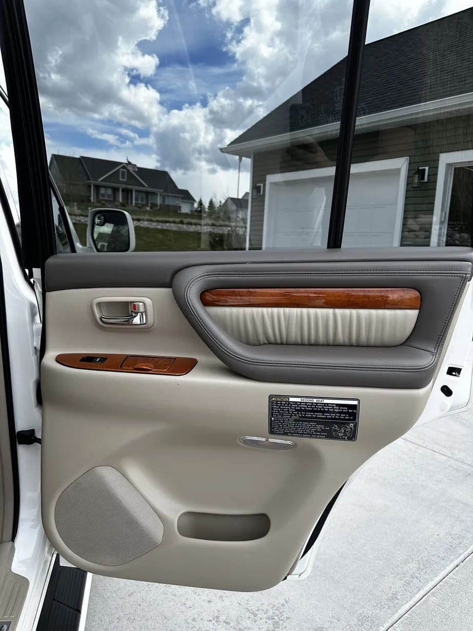 2006 Lexus LX470, view
