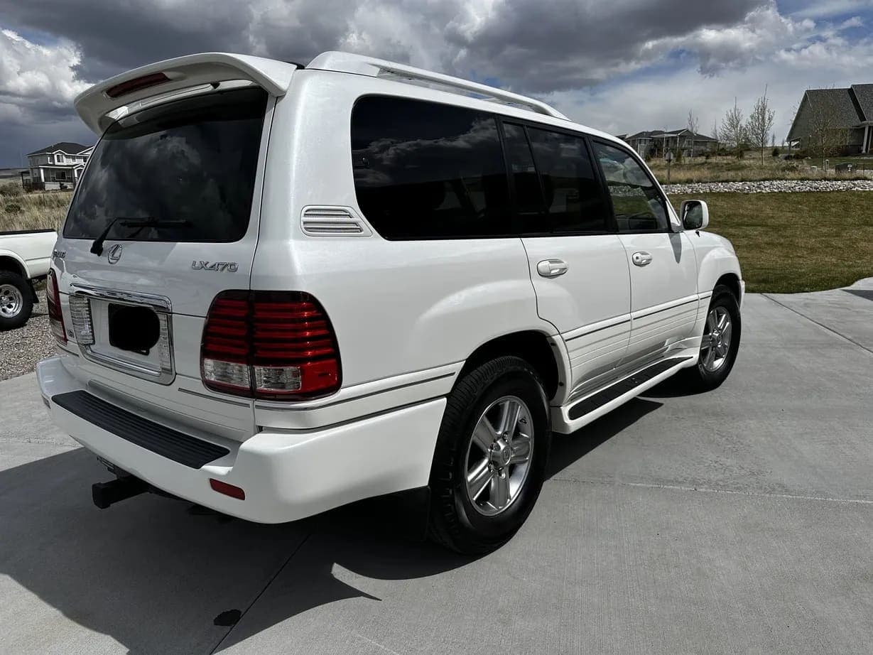 2006 Lexus LX470, view