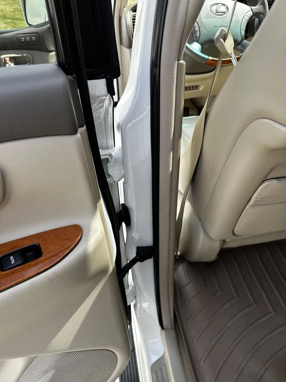 2006 Lexus LX470, view