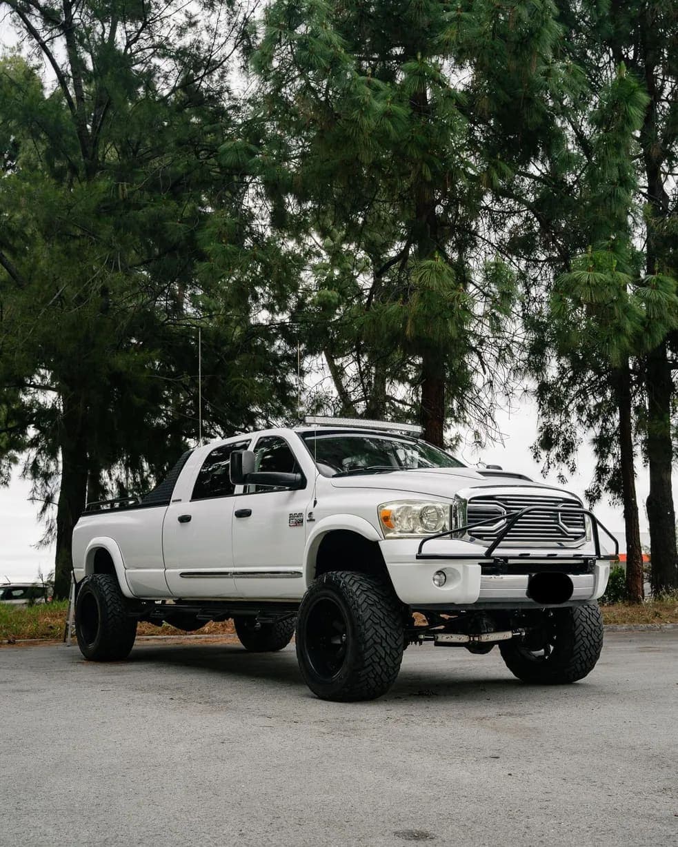 2008 Dodge Ram 2500 Laramie Mega, view