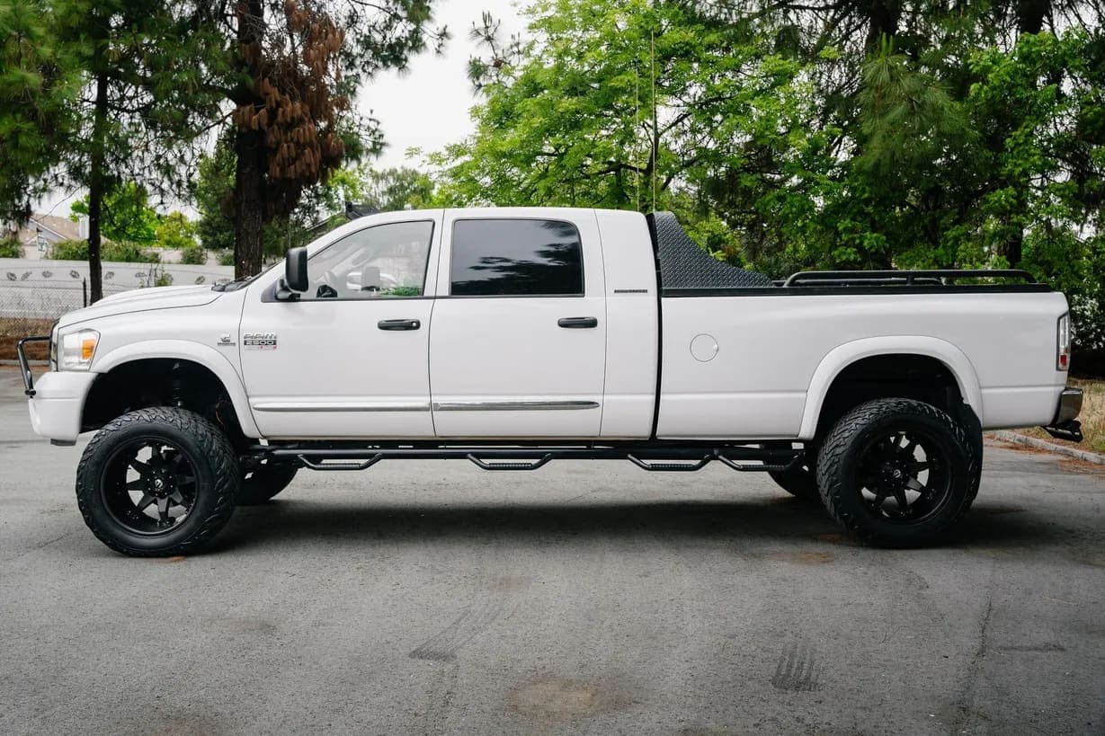 2008 Dodge Ram 2500 Laramie Mega, view