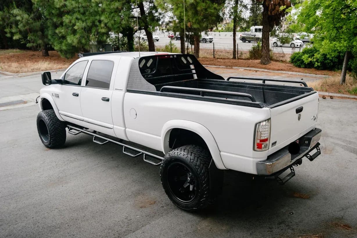 2008 Dodge Ram 2500 Laramie Mega, view