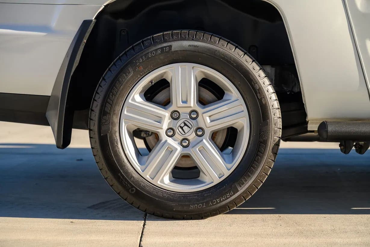 2010 Honda Ridgeline RTL, view
