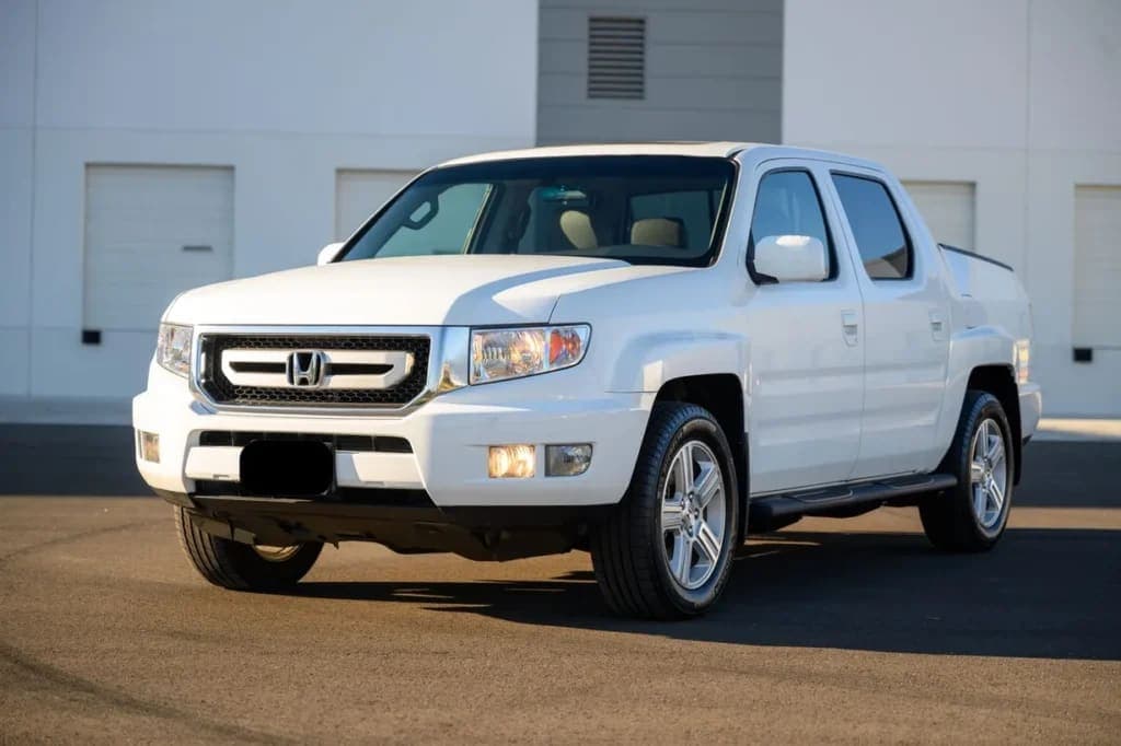 2010 Honda Ridgeline RTL, view