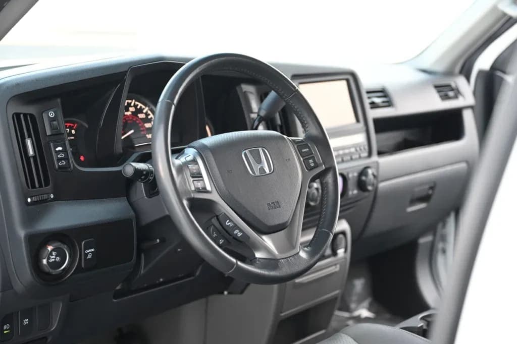 2010 Honda Ridgeline RTL, view