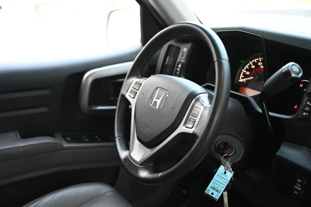 2010 Honda Ridgeline RTL, view