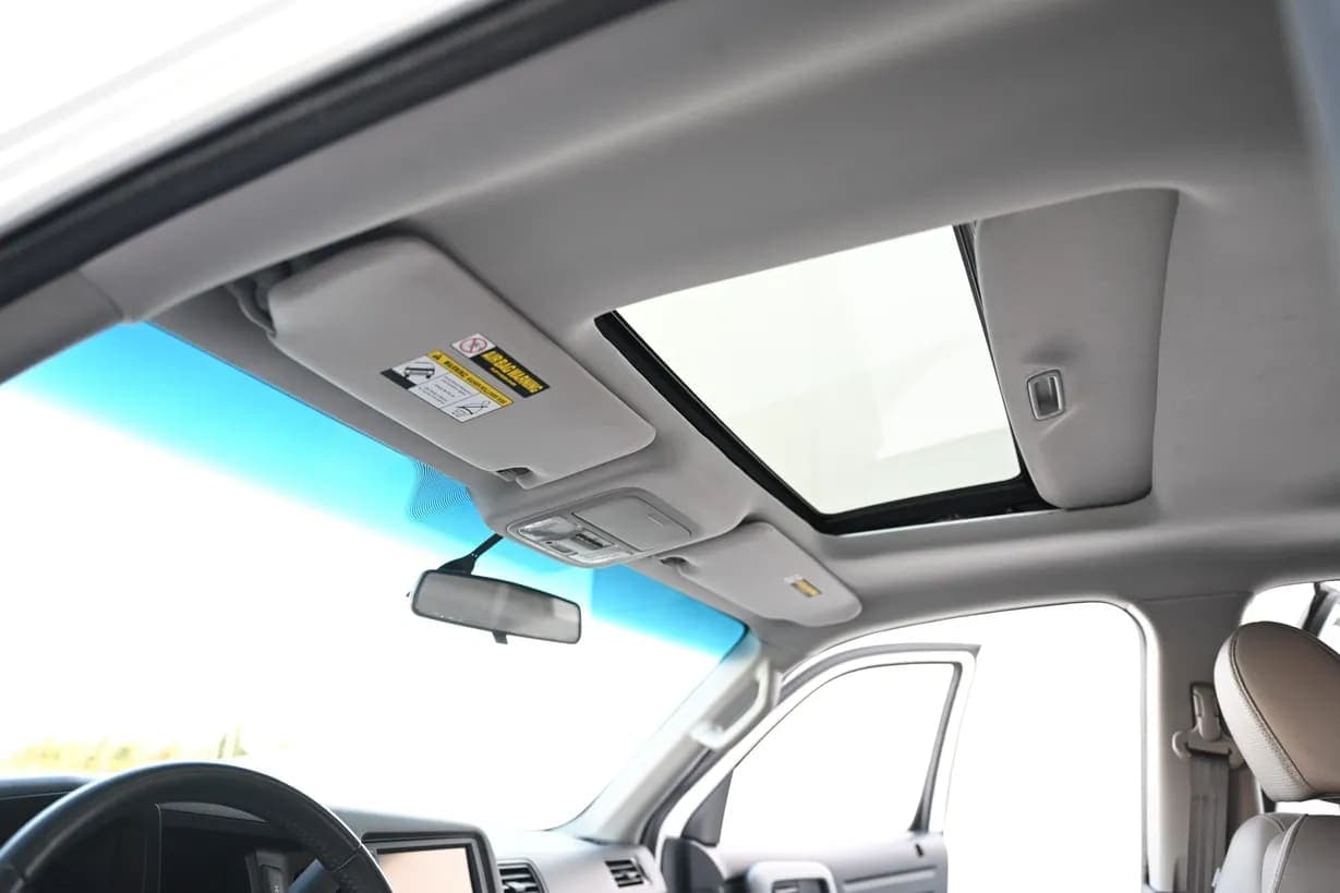 2010 Honda Ridgeline RTL, view