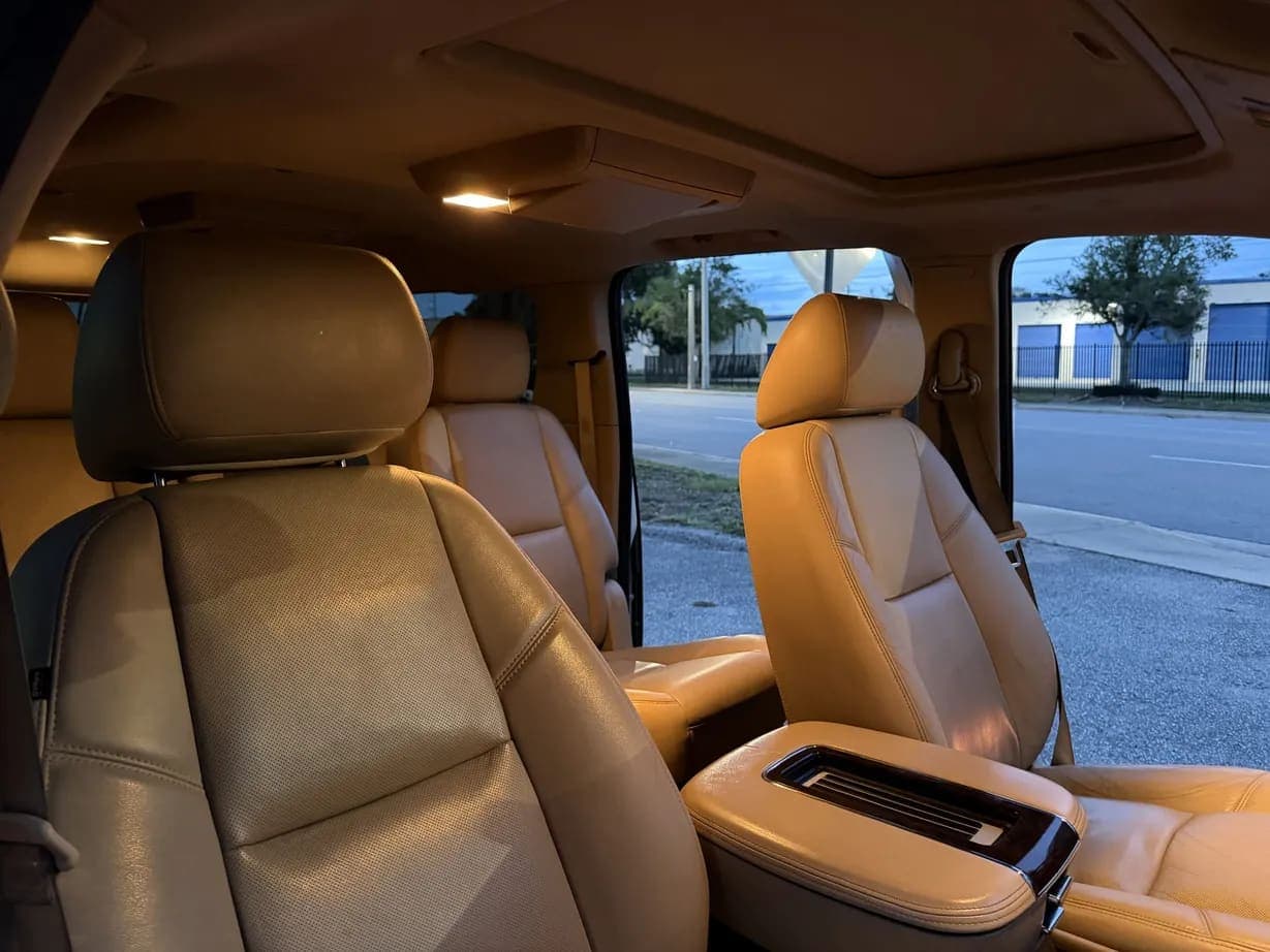 2013 Cadillac Escalade ESV Premium, view