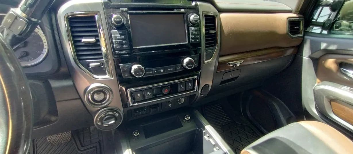 2017 Nissan Titan XD Platinum Reserve, view