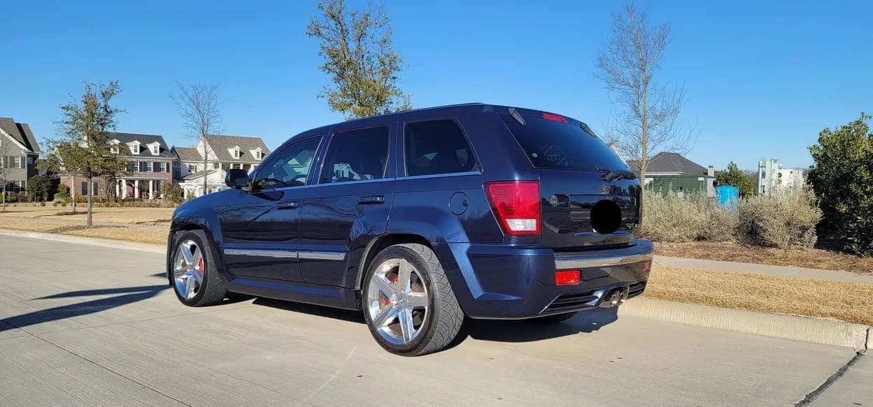 2009 Jeep Grand Cherokee SRT8, view