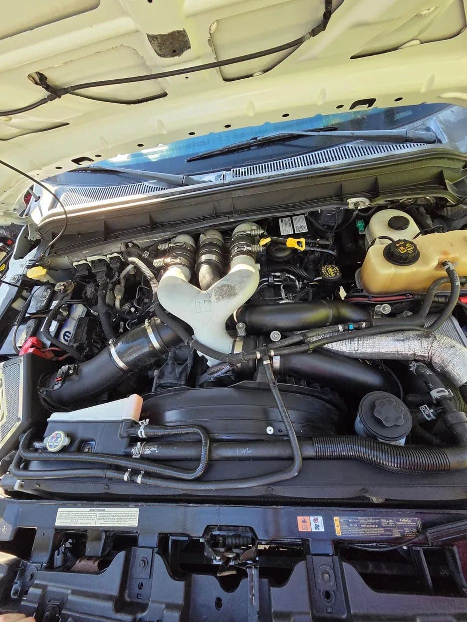 2015 Ford F-350 Super Duty Lariat, view