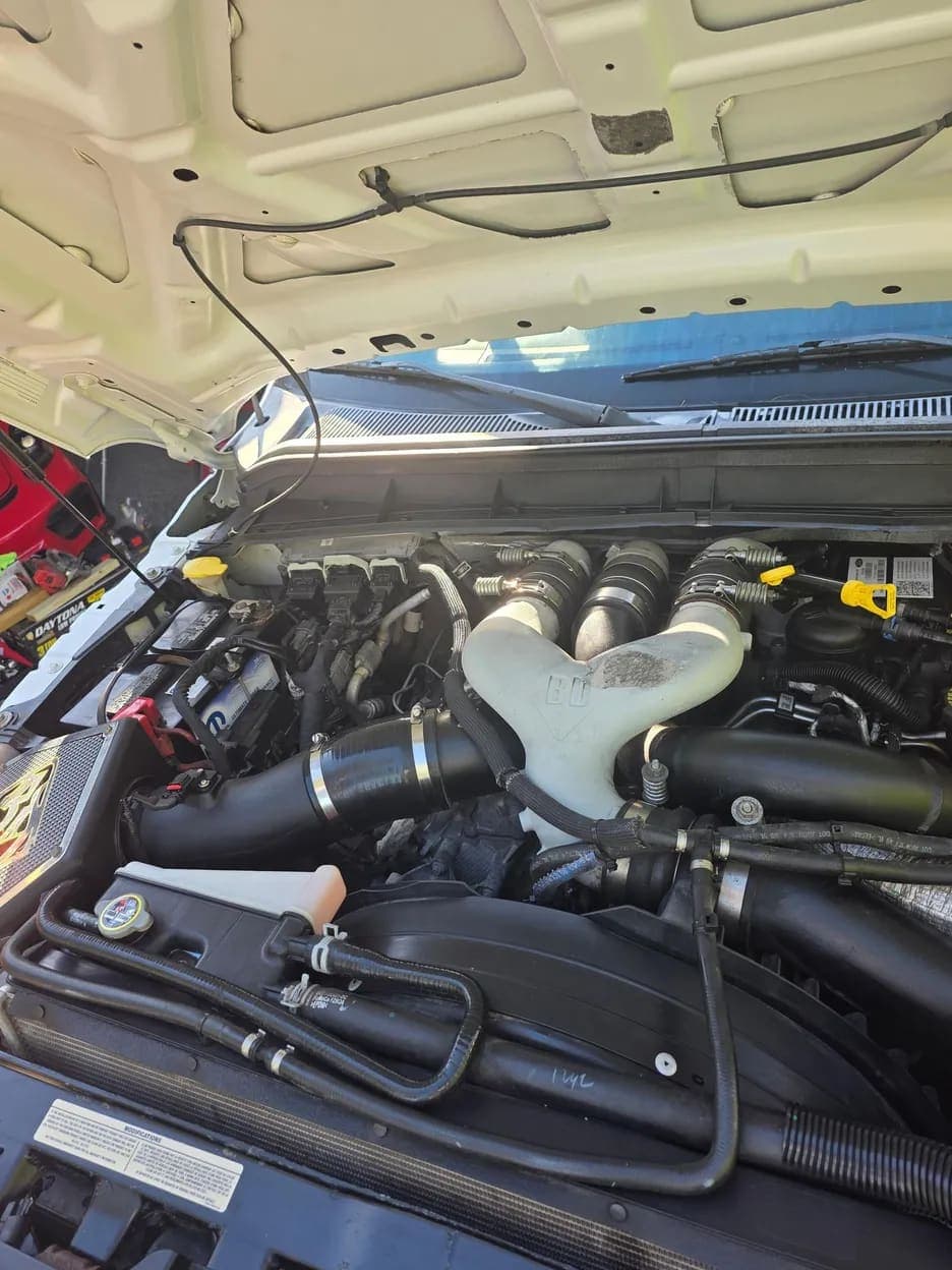 2015 Ford F-350 Super Duty Lariat, view