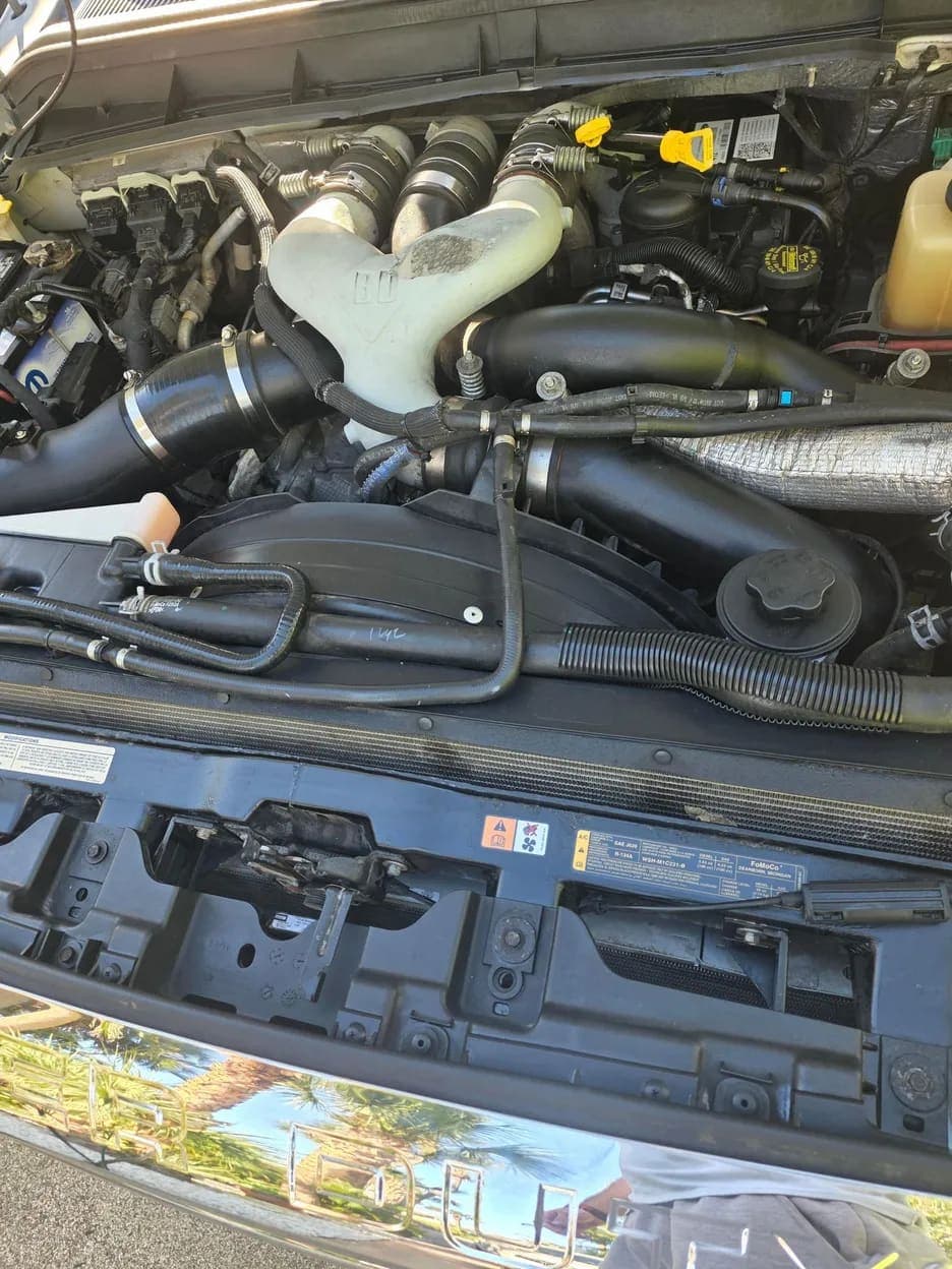 2015 Ford F-350 Super Duty Lariat, view