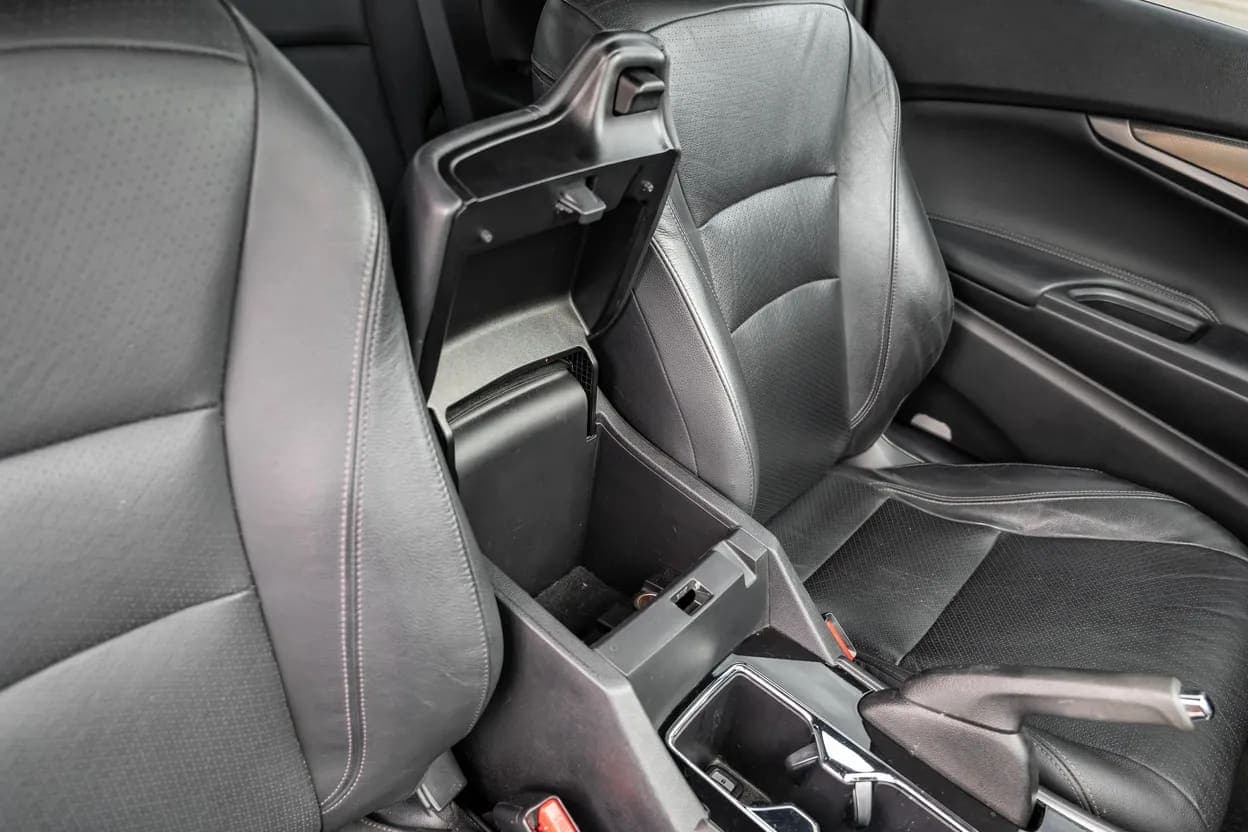 2017 Honda Accord EX-L V6 Coupe, view