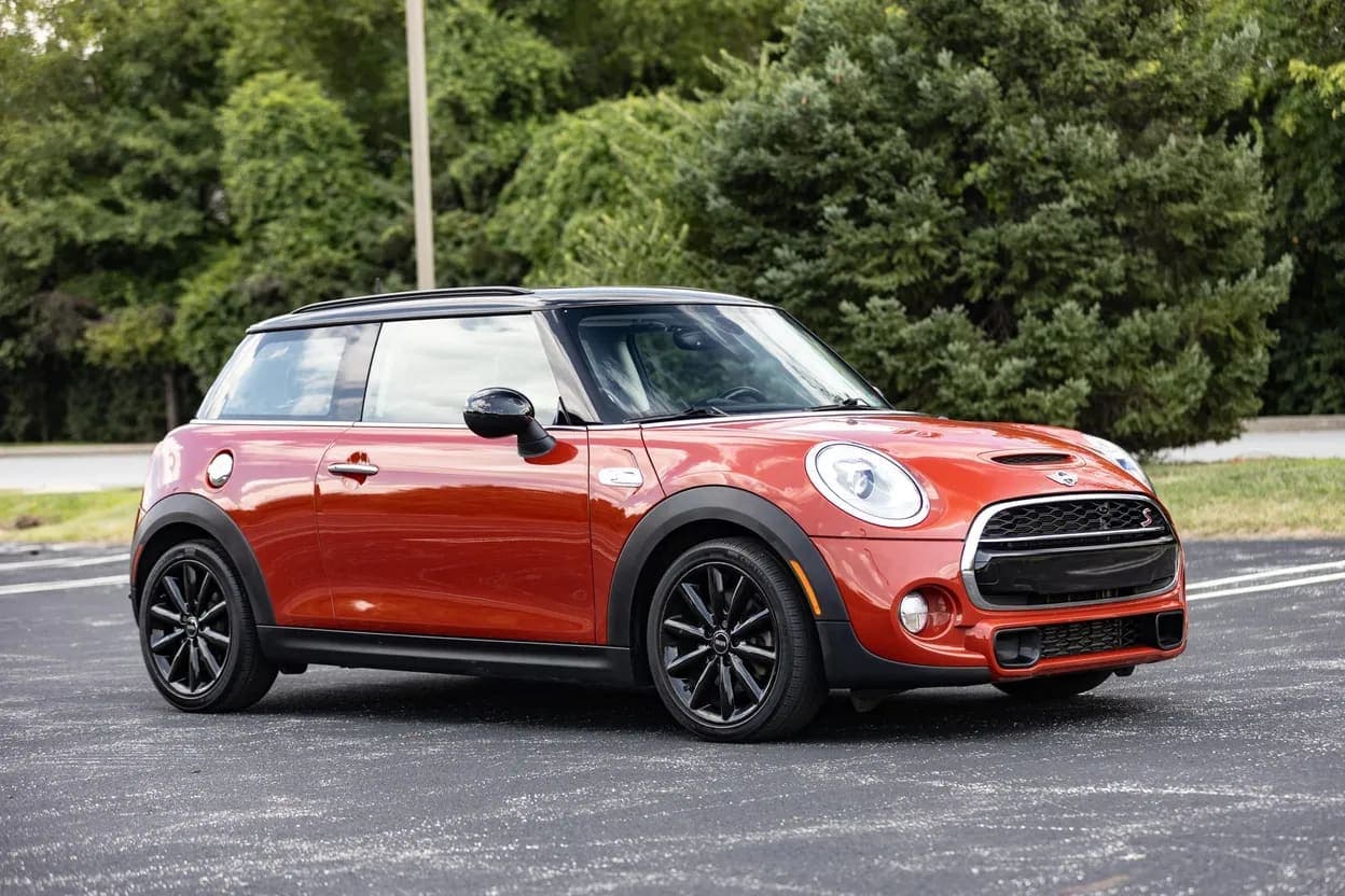 2017 MINI Cooper S, view