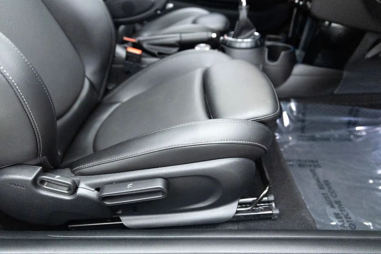 2017 MINI Cooper S, view