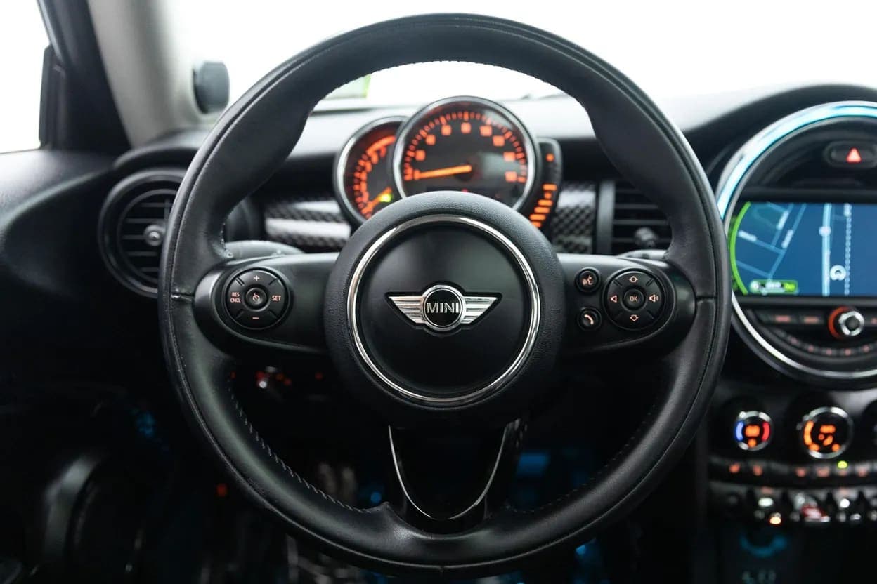 2017 MINI Cooper S, view