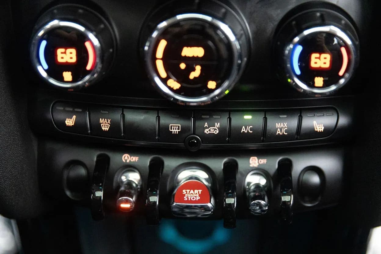 2017 MINI Cooper S, view