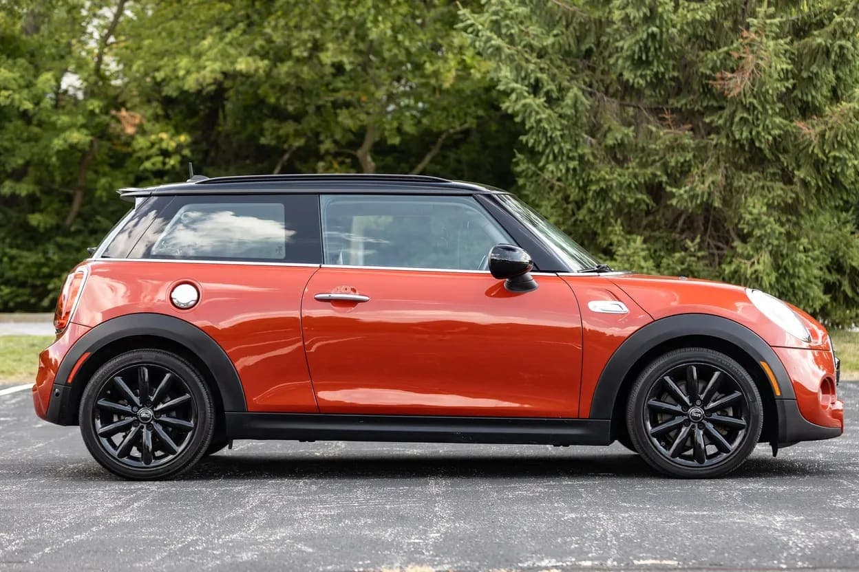 2017 MINI Cooper S, view
