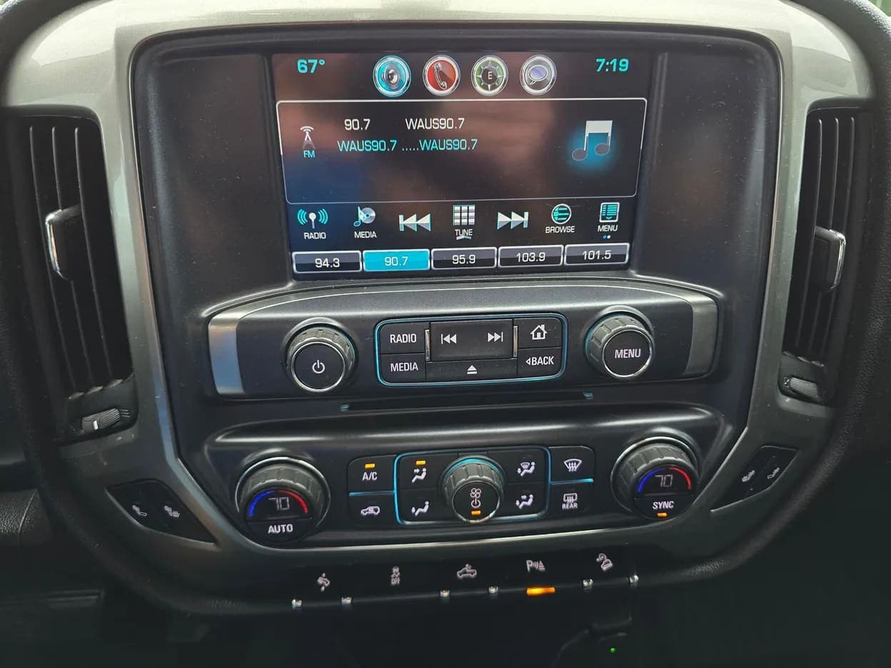 2018 Chevrolet Silverado 1500 LT, view