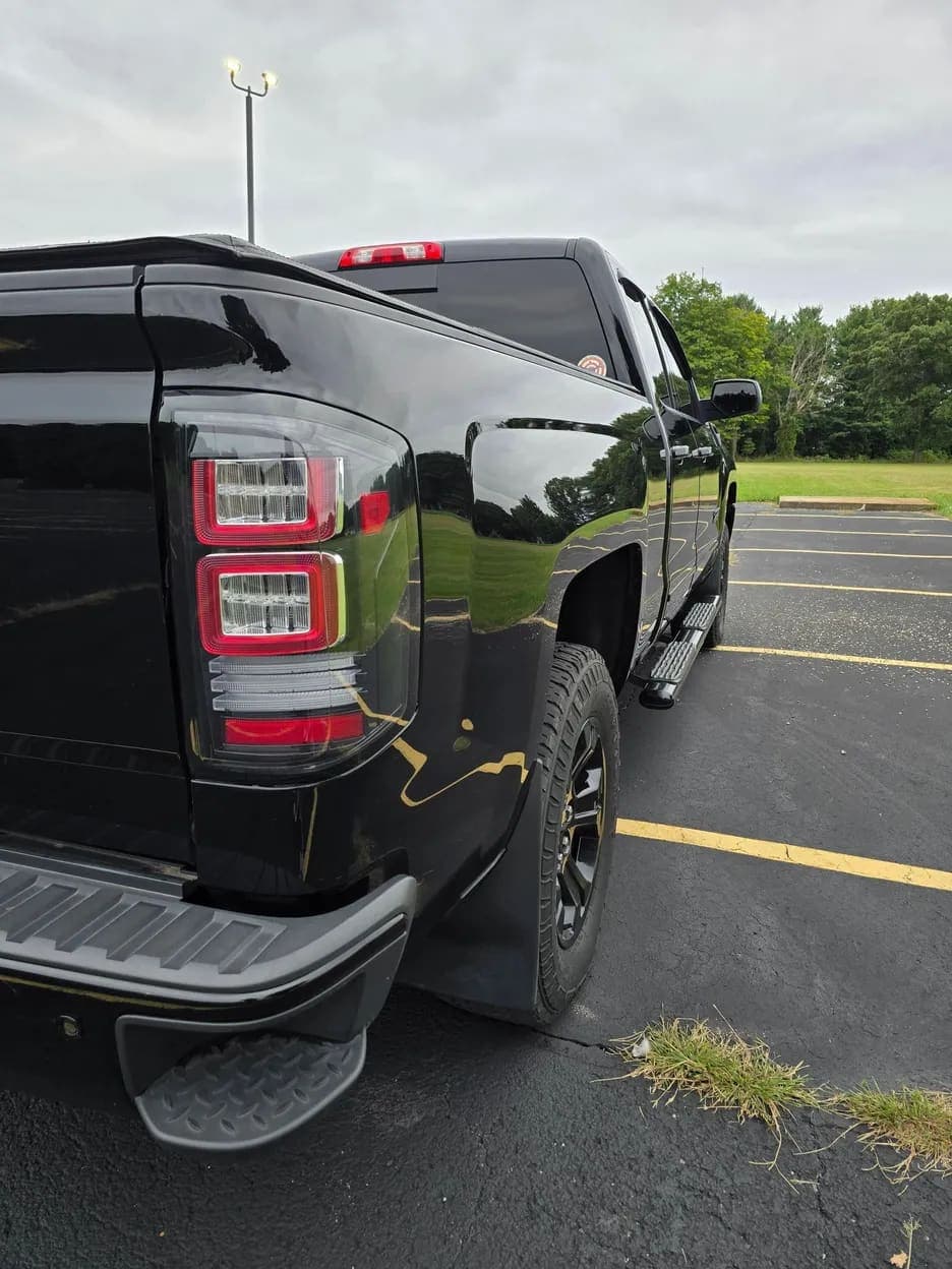 2018 Chevrolet Silverado 1500 LT, view