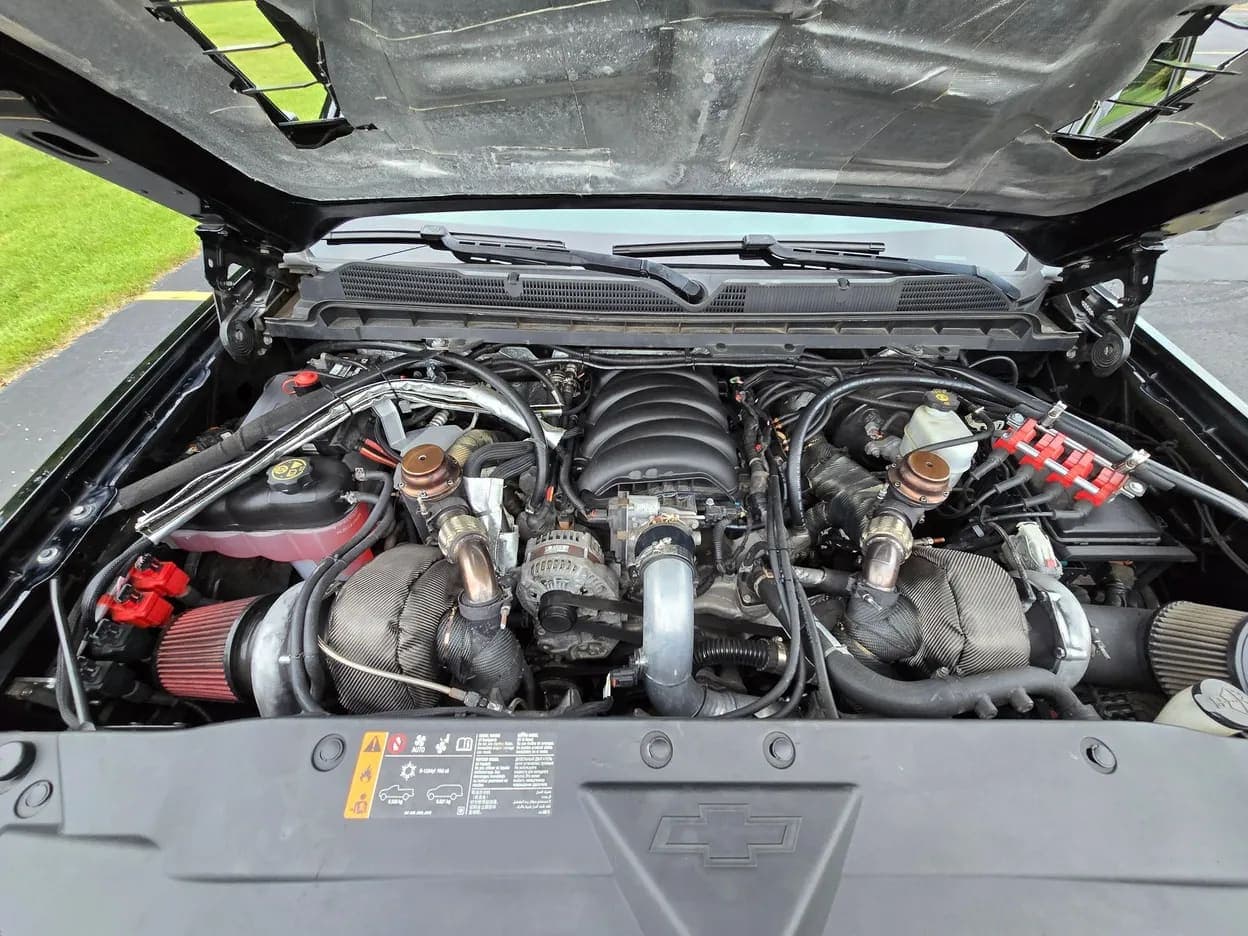 2018 Chevrolet Silverado 1500 LT, view