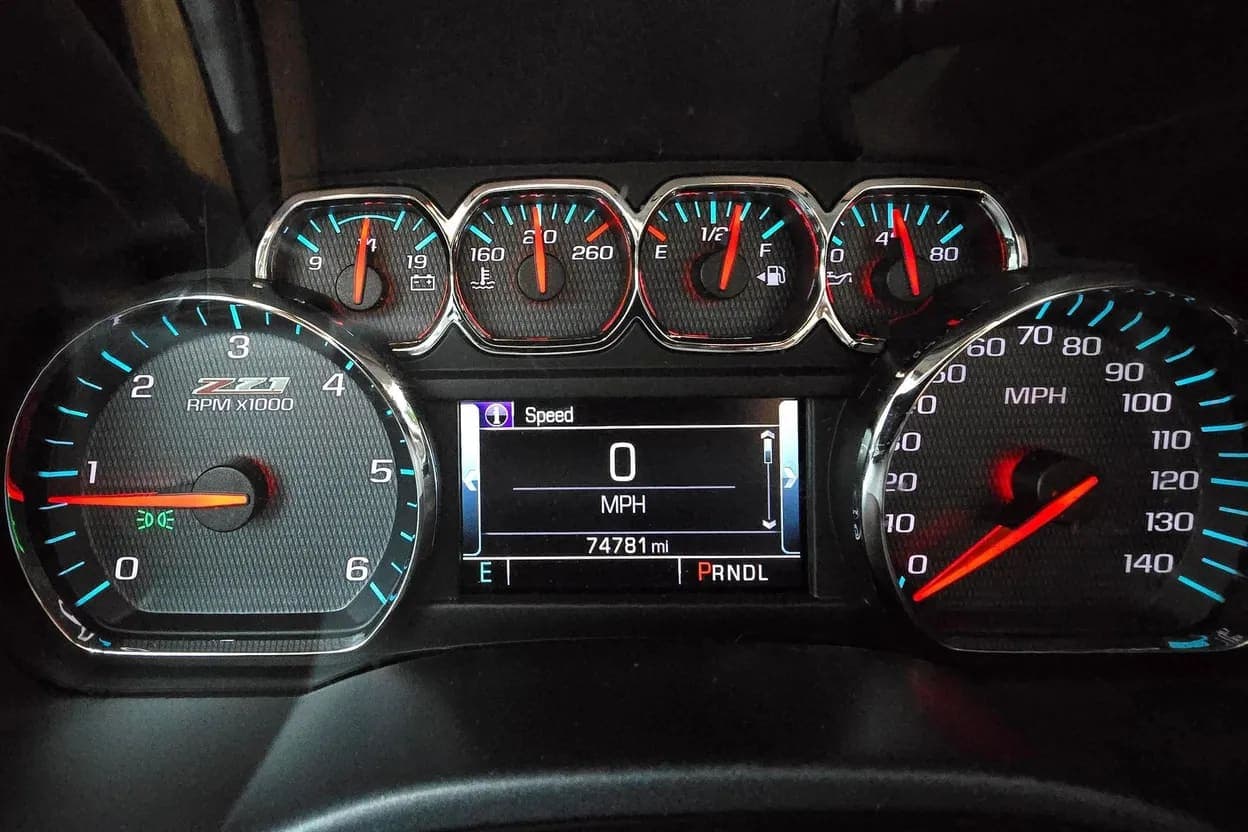 2018 Chevrolet Silverado 1500 LT, view