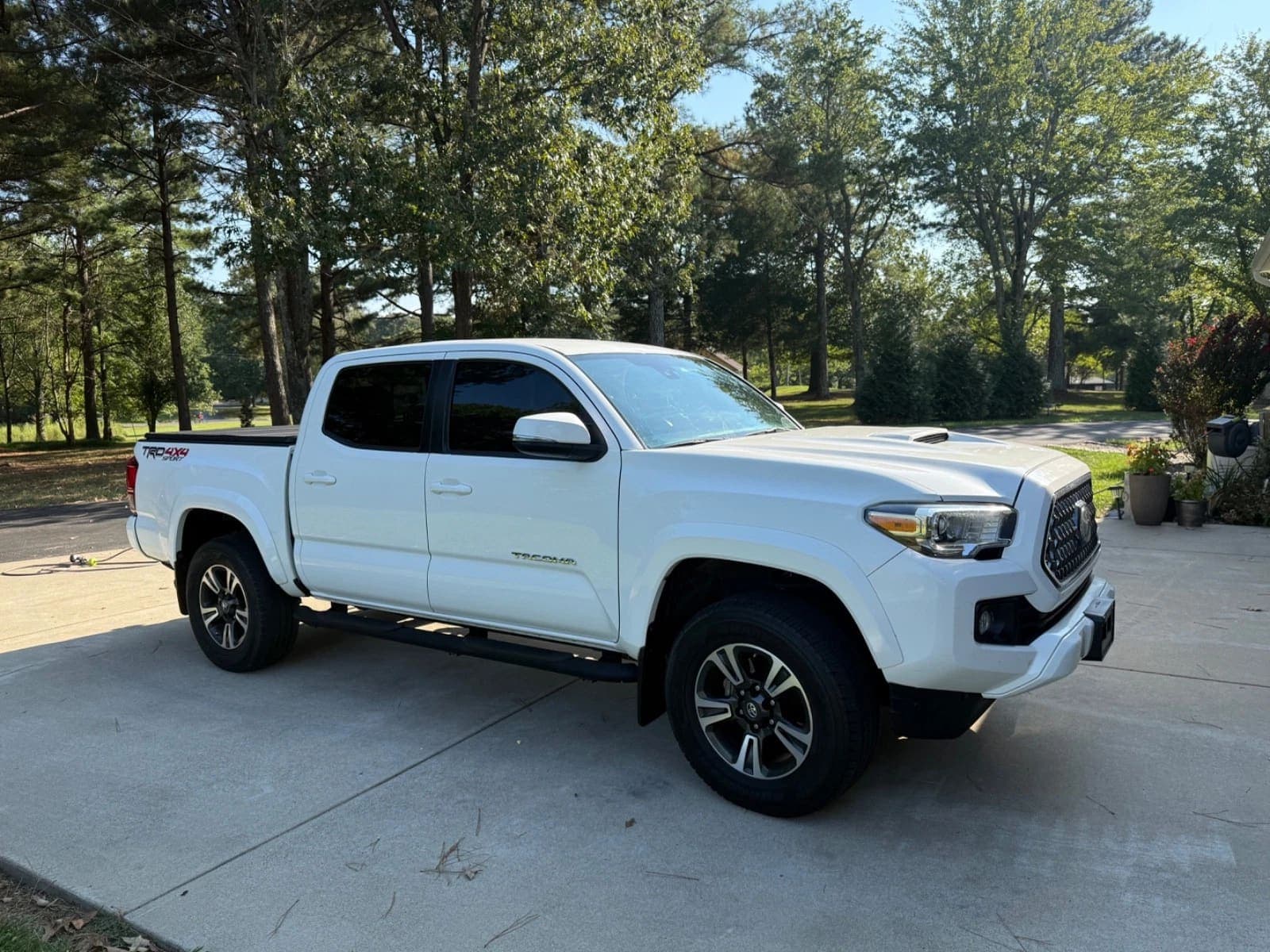 2018 Toyota Tacoma TRD Sport exterior