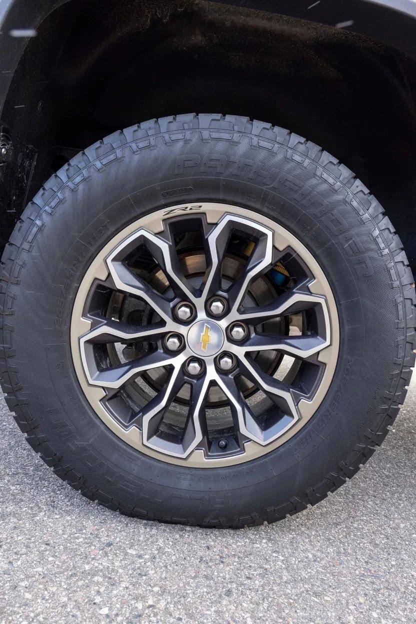 2019 Chevrolet Colorado ZR2, view