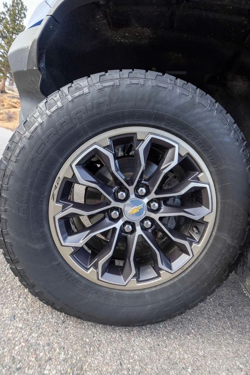 2019 Chevrolet Colorado ZR2, view