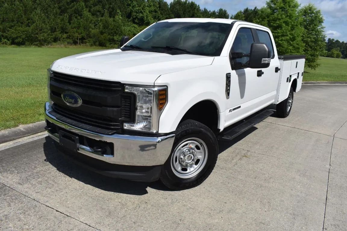 2019 Ford F-350 XL, view