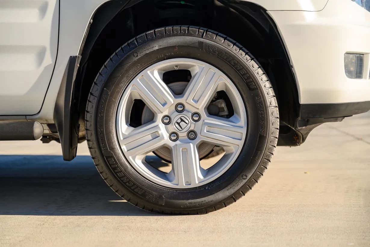 2010 Honda Ridgeline RTL, view