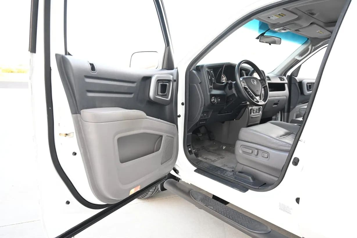 2010 Honda Ridgeline RTL, view