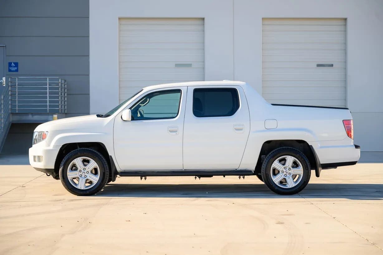 2010 Honda Ridgeline RTL, view