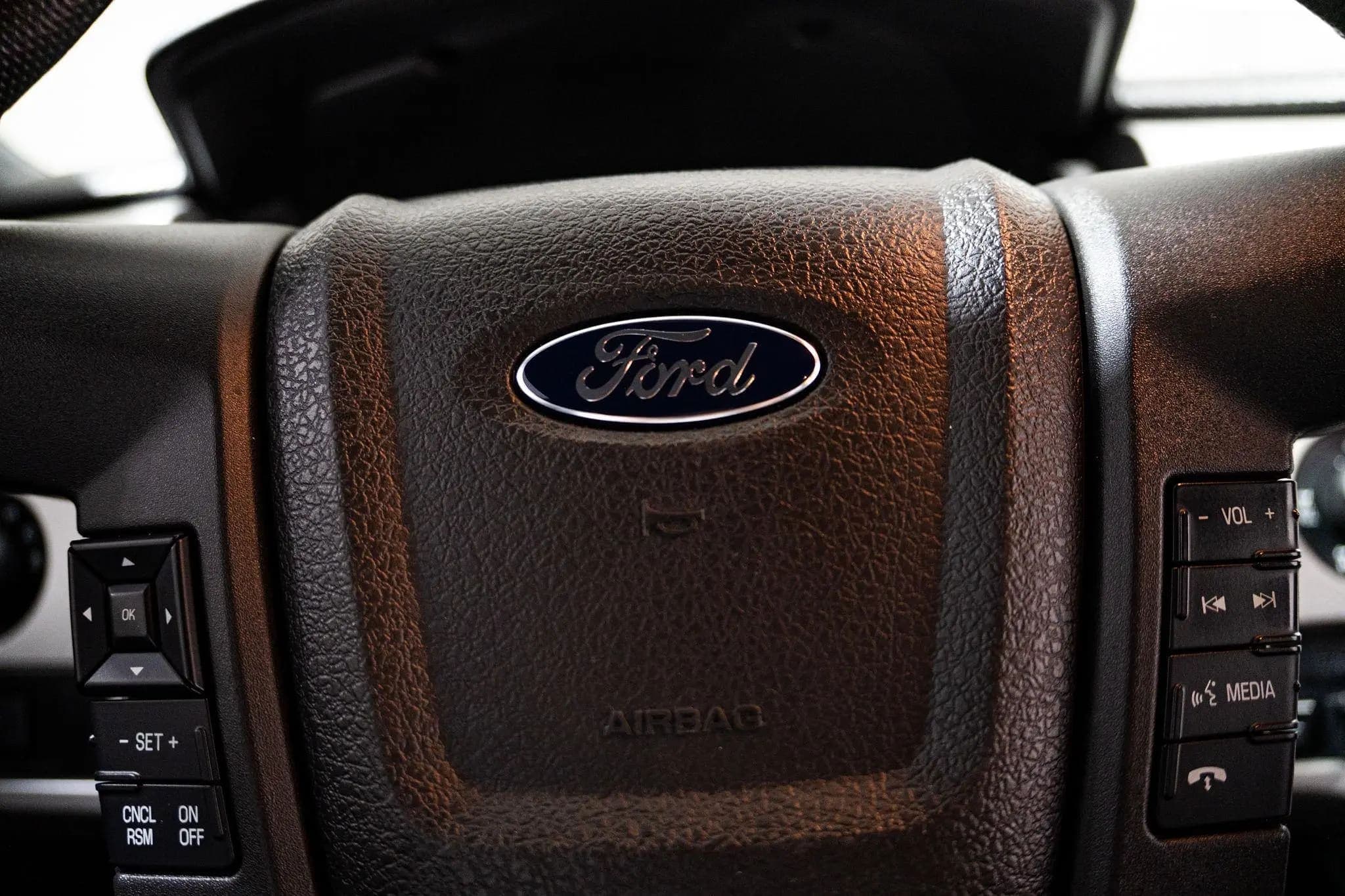 2014 Ford F-150 SVT Raptor SuperCrew, view