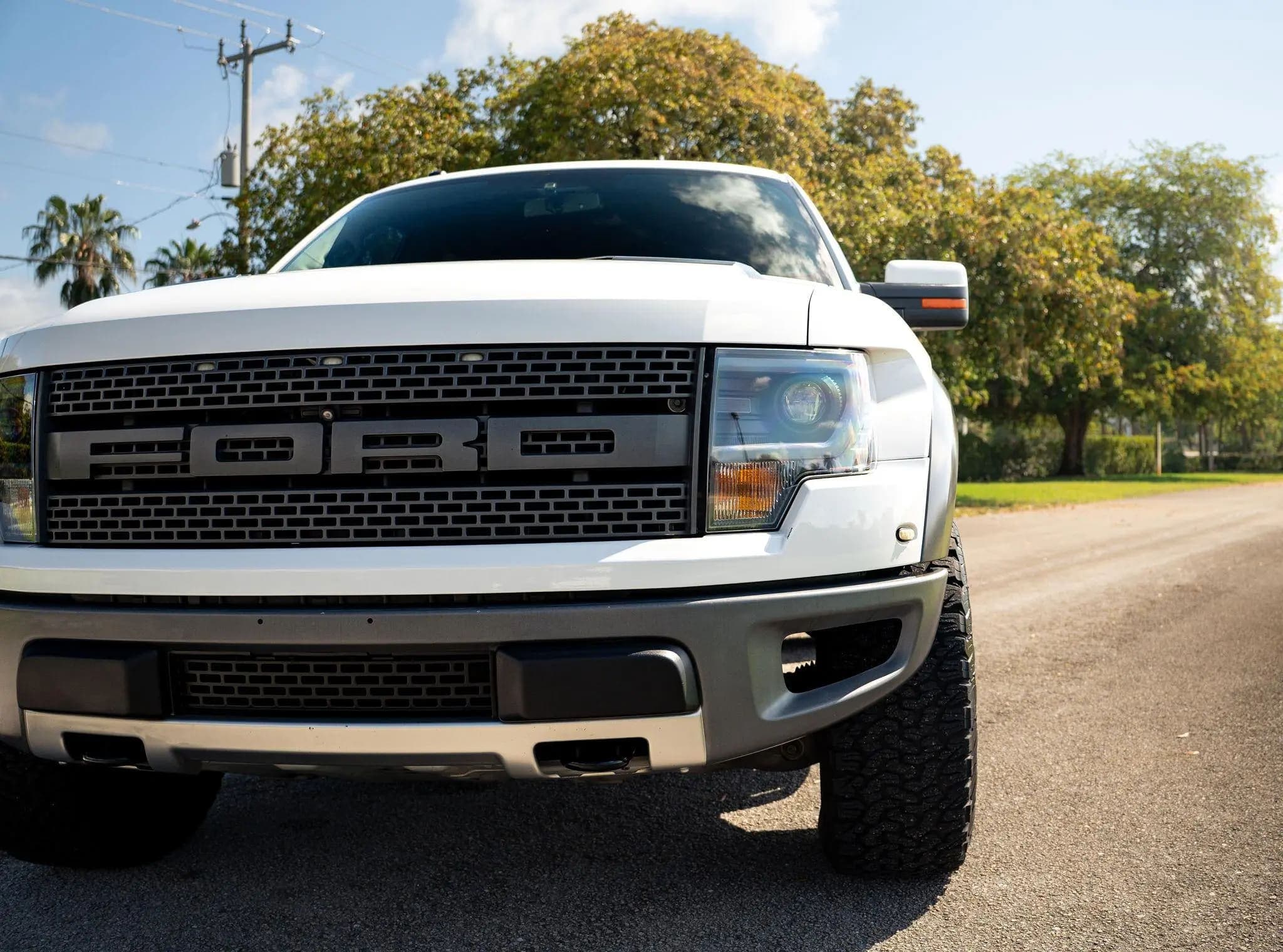 2014 Ford F-150 SVT Raptor SuperCrew, view